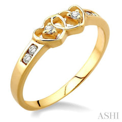 1/10 Ctw Twin Hearts Diamond Ring in 14K Yellow Gold