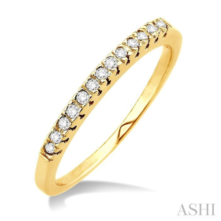 1/10 Ctw Round Cut Diamond Ring in 10K Yellow Gold