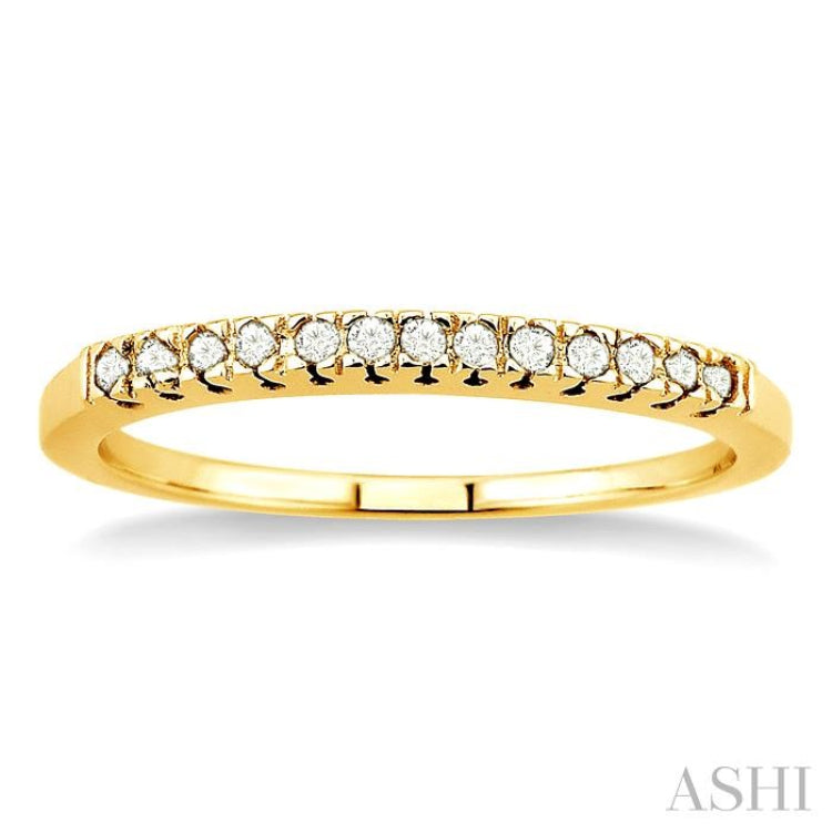 1/10 Ctw Round Cut Diamond Ring in 10K Yellow Gold