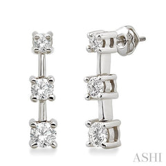 3/4 Ctw Round Cut Diamond Earrings in 14K White Gold