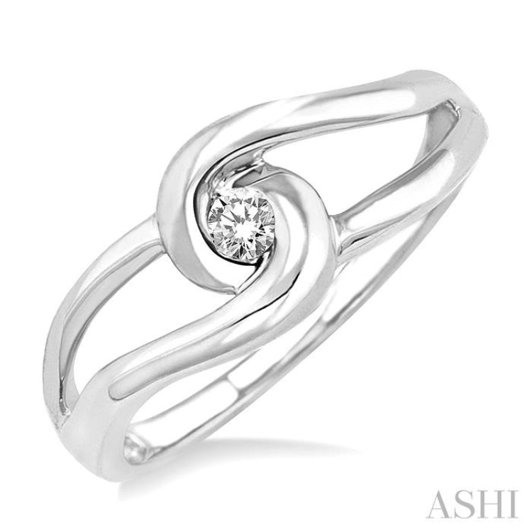 1/20 Ctw Round Cut Diamond Ring in 14K White Gold