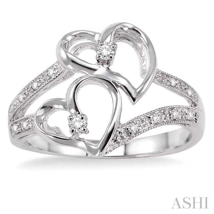 1/10 Ctw Twin Heart Diamond Ring in 14K White Gold