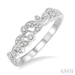 1/6 Ctw Round Cut Diamond Wedding Band in 14K White Gold