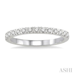 1/3 Ctw Round Cut Diamond Wedding Band in 14K White Gold