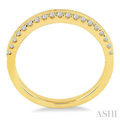 1/4 Ctw Round Cut Diamond Wedding Band in 14K Yellow Gold