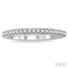 1/6 Ctw Round Cut Diamond Wedding Band in 14K White Gold