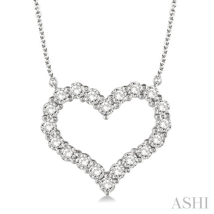 3/4 Ctw Round Cut Diamond Heart Necklace in 14K white Gold