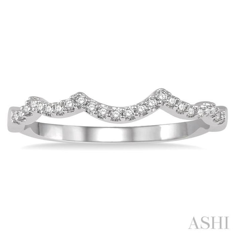 1/10 Ctw Waves Round Cut Diamond Wedding Band in 14K White Gold