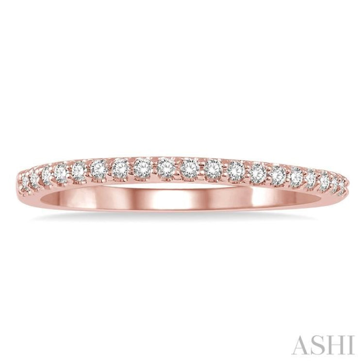 1/10 Ctw Round Cut Diamond Wedding Band in 14K Rose Gold