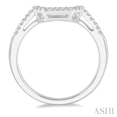 1/5 Ctw U-Shape Center Round Cut Diamond Wedding Band in 14K White Gold