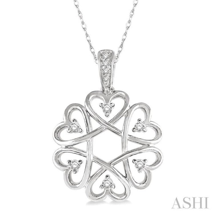 1/10 Ctw Infinity Heart Round Cut Diamond Pendant With Chain in 10K White Gold