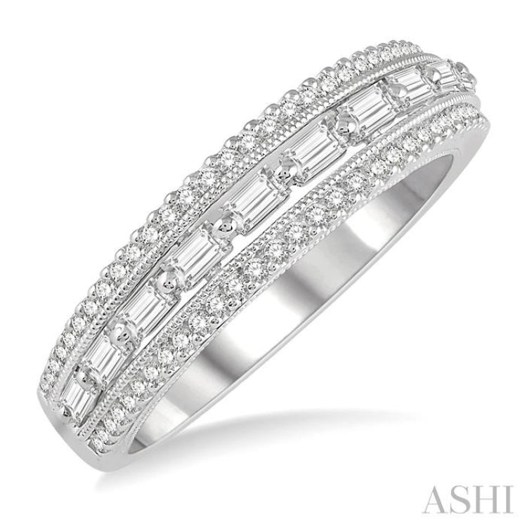 1/2 ctw Art Deco Split Shank Baguette & Round Cut Diamond Wedding Band in 14K White Gold