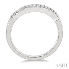 1/8 Ctw Indented Round Cut Diamond Wedding Band in 14K White Gold