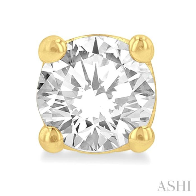 3/8 Ctw Round Cut Diamond Stud Earring in 14K Yellow Gold