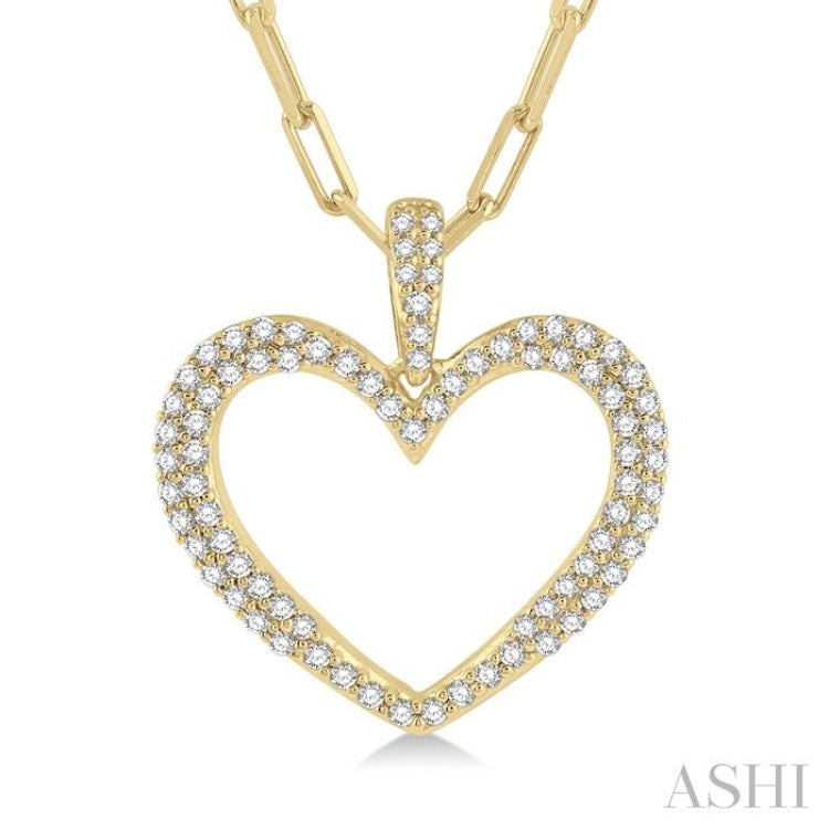 1/2 Ctw Round Cut Diamond Heart Pendant With Chain in 14K Yellow Gold