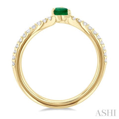 1/10 ctw Petite 4X3 MM Pear Cut Emerald and Round Cut Diamond Precious Fashion Ring in 10K Yellow Gold