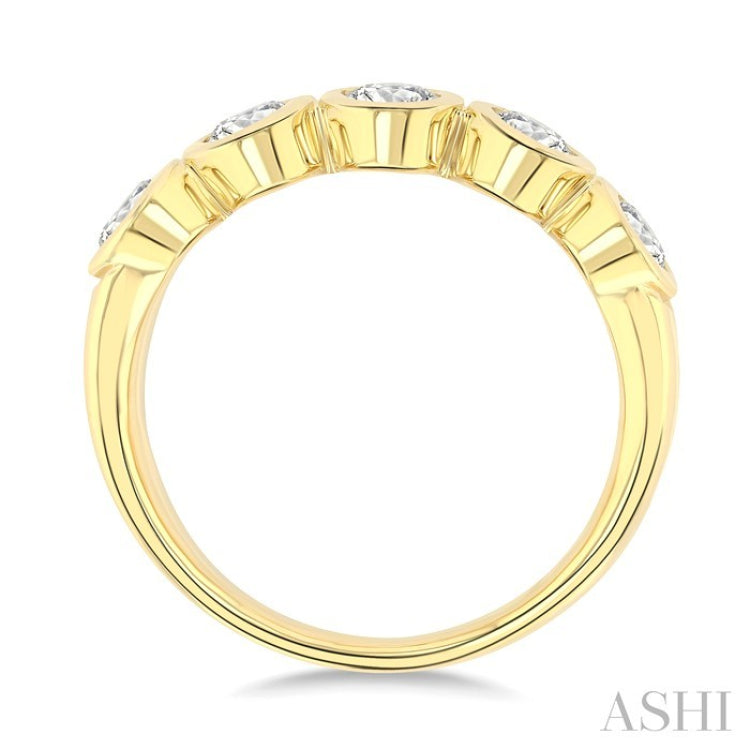 1 1/2 Ctw 5-Stone Bezel Set Oval Cut Diamond Fashion Band in 14K Yellow Gold