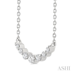 1/8 Ctw Petite Smile Graduated Round Cut Diamond Necklace in Sterling Silver