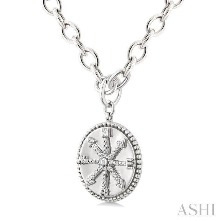 1/10 Ctw Compass medallion Round Cut Diamond Pendant With Chain in Sterling Silver