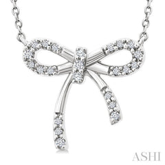 1/10 Ctw Bow Round Cut Diamond Fashion Pendant With Chain in Sterling Silver