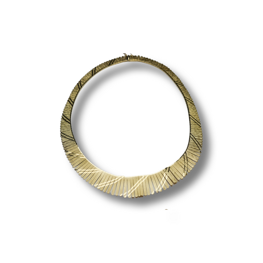 Yellow gold graduated collar necklace